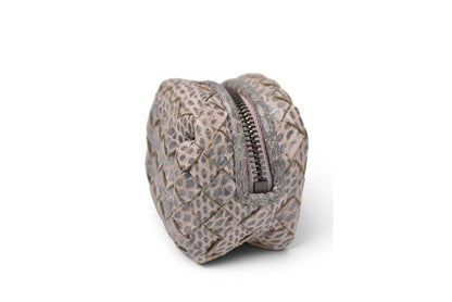 ボッテガヴェネタ 未使用 キーホルダー/コインケース/ミニポーチ BOTTEGA VENETA イントレチャート 474569 ベビーピンク系 スネーク柄【中古】