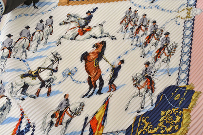 エルメス スカーフ/プリーツカレ HERMES ショール スカーフ ひし形 シルクツイル 馬術学校/Real Escuela Andaluza Del Arte Ecuestre【中古】