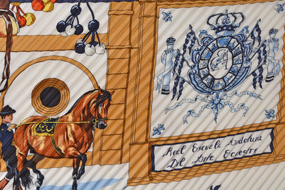 エルメス スカーフ/プリーツカレ HERMES ショール スカーフ ひし形 シルクツイル 馬術学校/Real Escuela Andaluza Del Arte Ecuestre【中古】