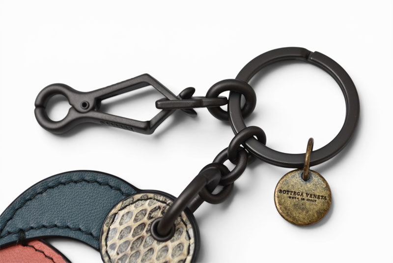 ボッテガヴェネタ キーリング/キーホルダー BOTTEGA VENETA アニマル チャーム 547387 VQ3A1 8602 フラミンゴ【中古】