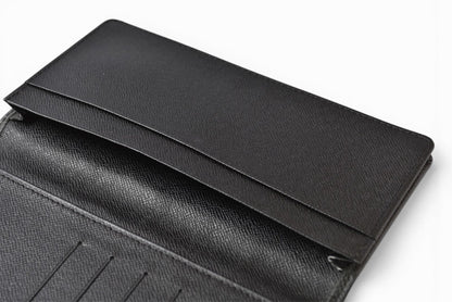 ルイヴィトン 財布/二つ折り メンズ LOUIS VUITTON ポルト カルト クレディ 円 タイガ アルドワーズ M31002 メンズ【中古】