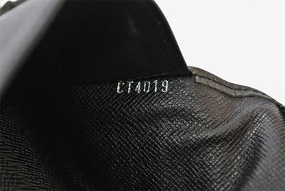 ルイヴィトン 財布/二つ折り メンズ LOUIS VUITTON ポルト カルト クレディ 円 タイガ アルドワーズ M31002 メンズ【中古】