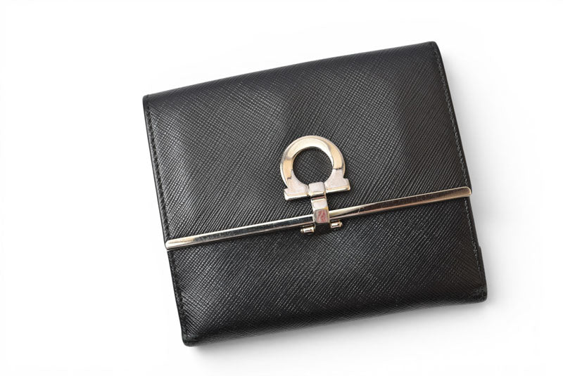 サルヴァトーレフェラガモ 財布/三つ折 Salvatore Ferragamo 折財布 ガンチーニ/ブラック【中古】