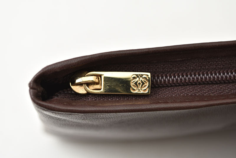 ロエベ コスメポーチ/化粧ポーチ LOEWE フラットポーチ ラムスキン アナグラム ダークブラウン【中古】