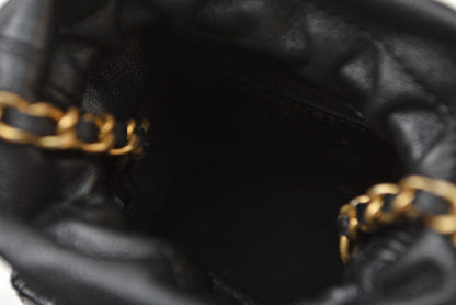 シャネル チェーンショルダーバッグ CHANEL ミニキューブ マトラッセ ラムスキン ブラック ゴールド金具【中古】