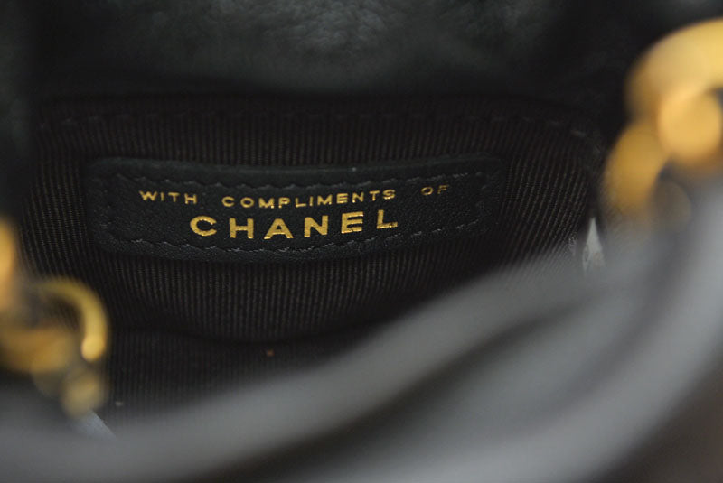 シャネル チェーンショルダーバッグ CHANEL ミニキューブ マトラッセ ラムスキン ブラック ゴールド金具【中古】