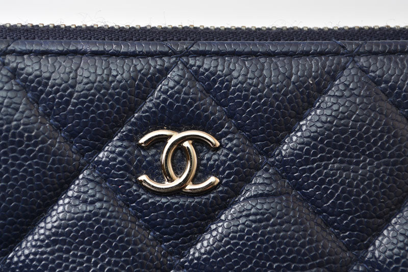 シャネル ポーチ CHANEL クラシック コスメポーチ マトラッセ キャビアスキン ネイビー【中古】