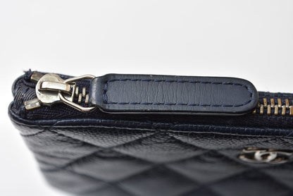 シャネル ポーチ CHANEL クラシック コスメポーチ マトラッセ キャビアスキン ネイビー【中古】