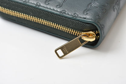 セリーヌ 長財布 CELINE 10B553FQC AMAZONE/グリーン トリオンフ エンボス ラージ ジップウォレット/ラウンドファスナー レザー メンズ レディース 【中古】