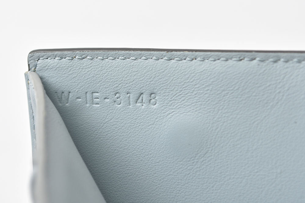 セリーヌ 財布/ミニ財布 CELINE 104903XFL スモール フォールデッド マルチファンクション 三つ折り財布 グレー ライトブルー レザー レディース【中古】