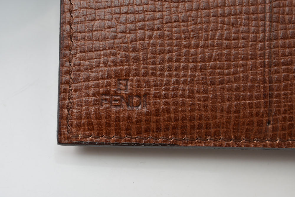 フェンディ 財布/二つ折 FENDI 折財布 8M0188 ZUCCA/ズッカ柄 ベージュ/ブラウン【中古】