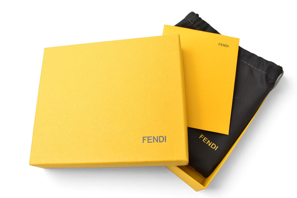 フェンディ 財布/二つ折 FENDI 折財布 8M0188 ZUCCA/ズッカ柄 ベージュ/ブラウン【中古】