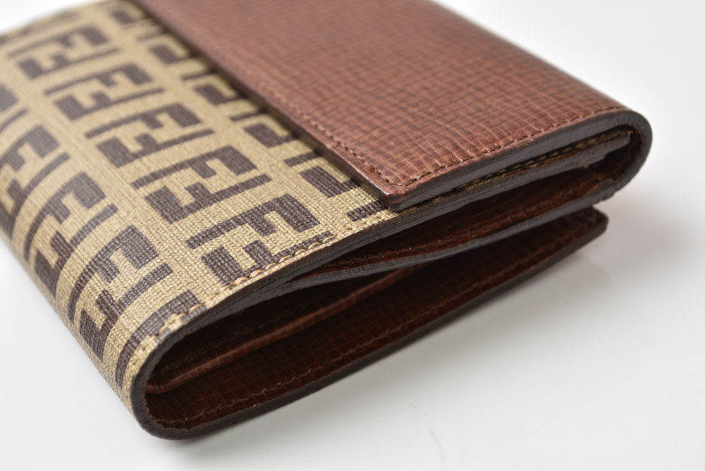 フェンディ 財布/二つ折 FENDI 折財布 8M0188 ZUCCA/ズッカ柄 ベージュ/ブラウン【中古】