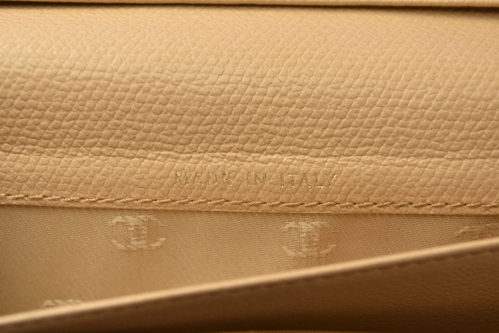 シャネル 美品 財布 ココボタン 二つ折り長財布 レザー ベージュ レディース CHANEL 財布【中古】