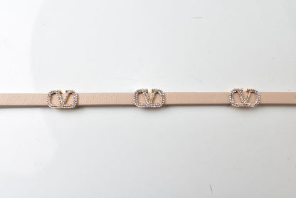 ヴァレンティノ 美品 バングル/ブレスレット VALENTINO バレンチノ Vロゴ スワロフスキー ベージュ【中古】