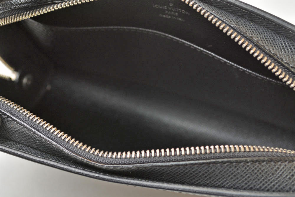 ルイヴィトン クラッチバッグ/セカンドバッグ LOUIS VUITTON バイカル タイガ M30182 アルドワーズ ブラック メンズ【中古】