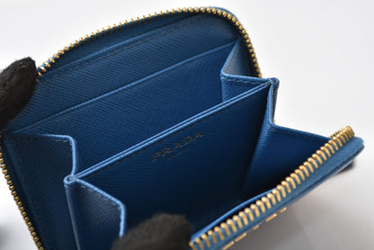 プラダ コインケース/小銭入れ PRADA サフィアーノ 1MM268 型押しレザー COBALTO ブルー【中古】