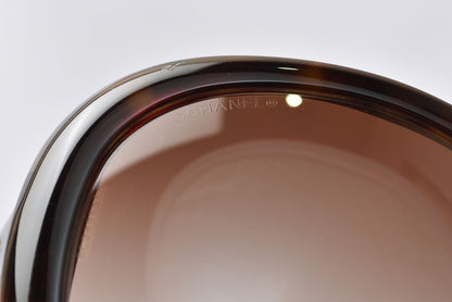 シャネル サングラス/アイウェア CHANEL 5176-A ココマーク バイカラー ブラック/ベージュ レディース【中古】