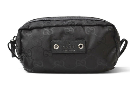 グッチ ポーチ GUCCI GGナイロン 化粧ポーチ/コスメポーチ GGブラック/ブラック 224088【中古】