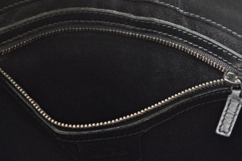 グッチ ショルダーバッグ GUCCI ヴィンテージ 109106 GGキャンバス メッセンジャーバッグ GGブラック/ブラック【中古】