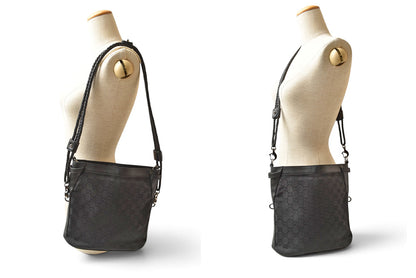 グッチ ショルダーバッグ GUCCI ヴィンテージ 109106 GGキャンバス メッセンジャーバッグ GGブラック/ブラック【中古】