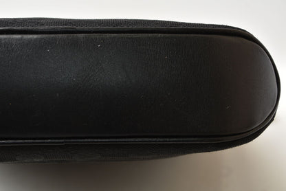 グッチ ショルダーバッグ GUCCI ヴィンテージ 109106 GGキャンバス メッセンジャーバッグ GGブラック/ブラック【中古】