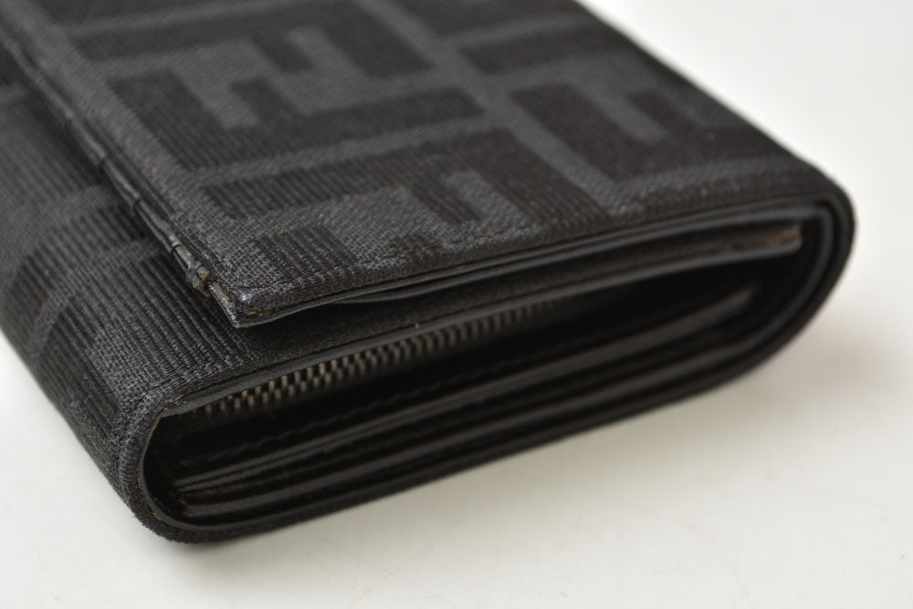 フェンディ 財布/二つ折 FENDI 折財布 8M0029 ZUCCA/ズッカ柄 ブラック【中古】