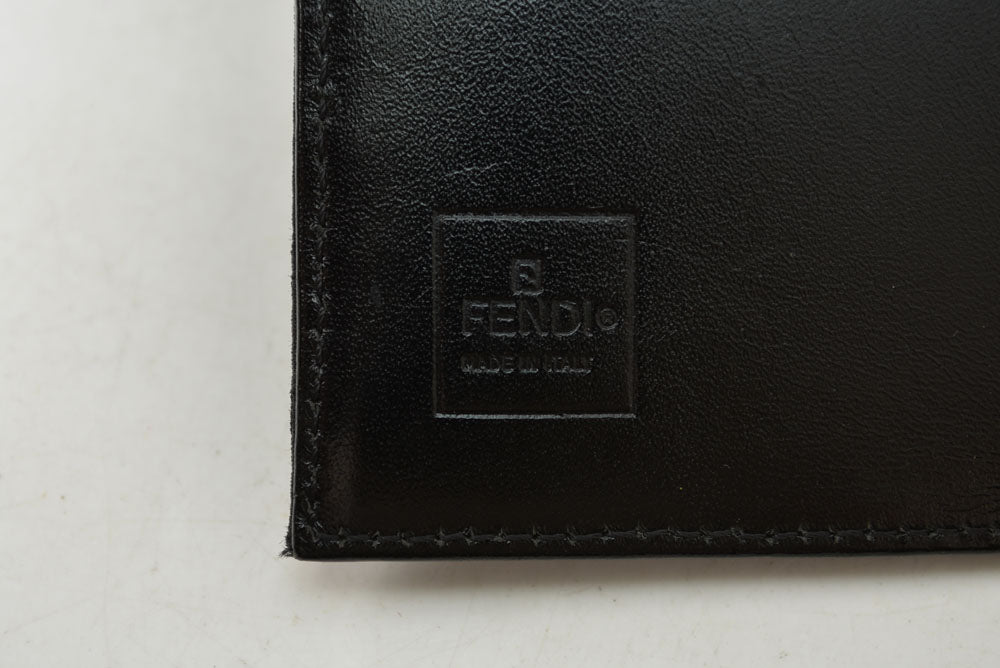 フェンディ 財布/二つ折 FENDI 折財布 8M0029 ZUCCA/ズッカ柄 ブラック【中古】