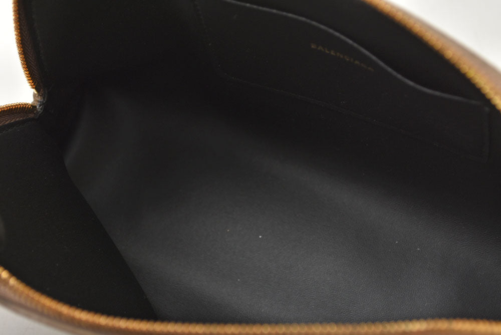 バレンシアガ マルチポーチ BALENCIAGA クラッチバッグ BB モノグラム ポーチ ラウンド ブラウン 702624 210DA 2762 メンズ/レディース【中古】