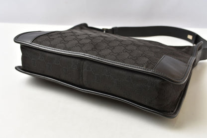 グッチ ショルダーバッグ GUCCI ヴィンテージ バッグ/肩掛け/ワンショルダー GGキャンバス 001 4205 GGブラック レディース【中古】