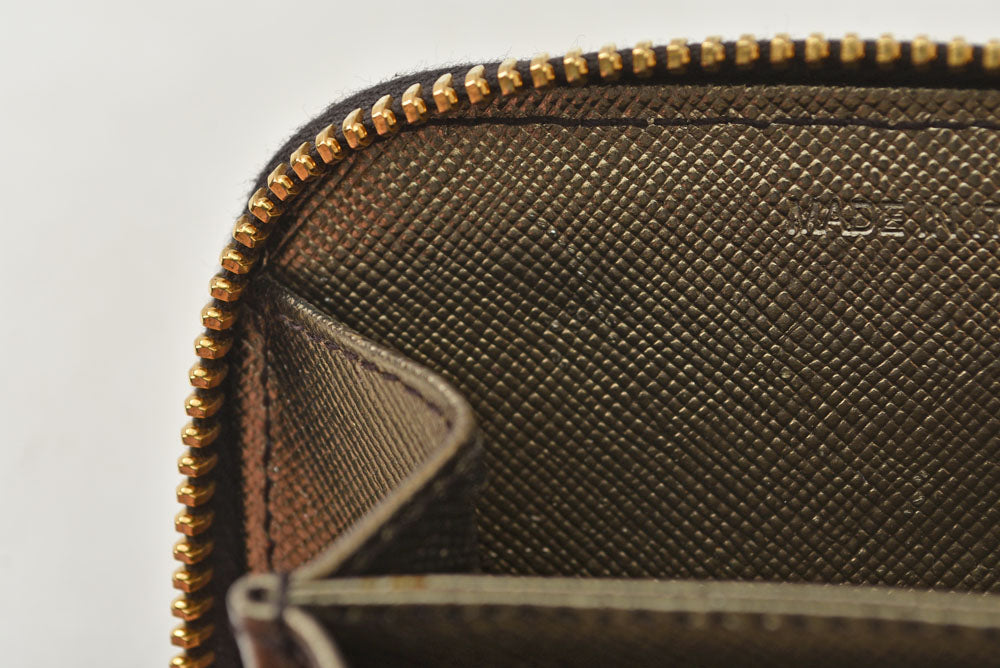 プラダ コインケース/小銭入れ PRADA サフィアーノ 1MM268 型押しレザー メタリックブロンズ【中古】
