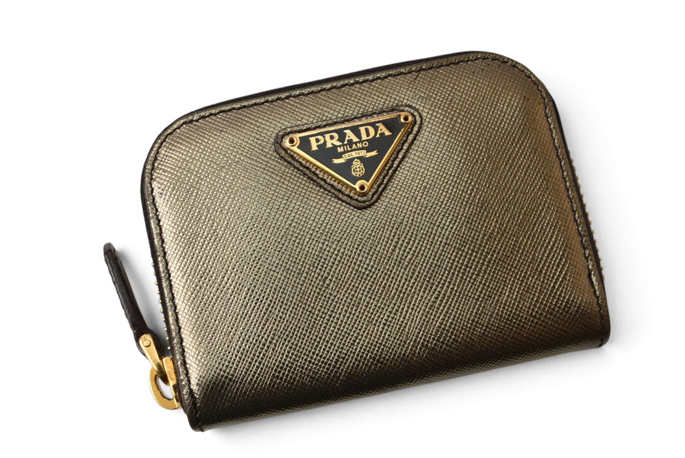 プラダ コインケース/小銭入れ PRADA サフィアーノ 1MM268 型押しレザー メタリックブロンズ【中古】