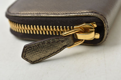 プラダ コインケース/小銭入れ PRADA サフィアーノ 1MM268 型押しレザー メタリックブロンズ【中古】