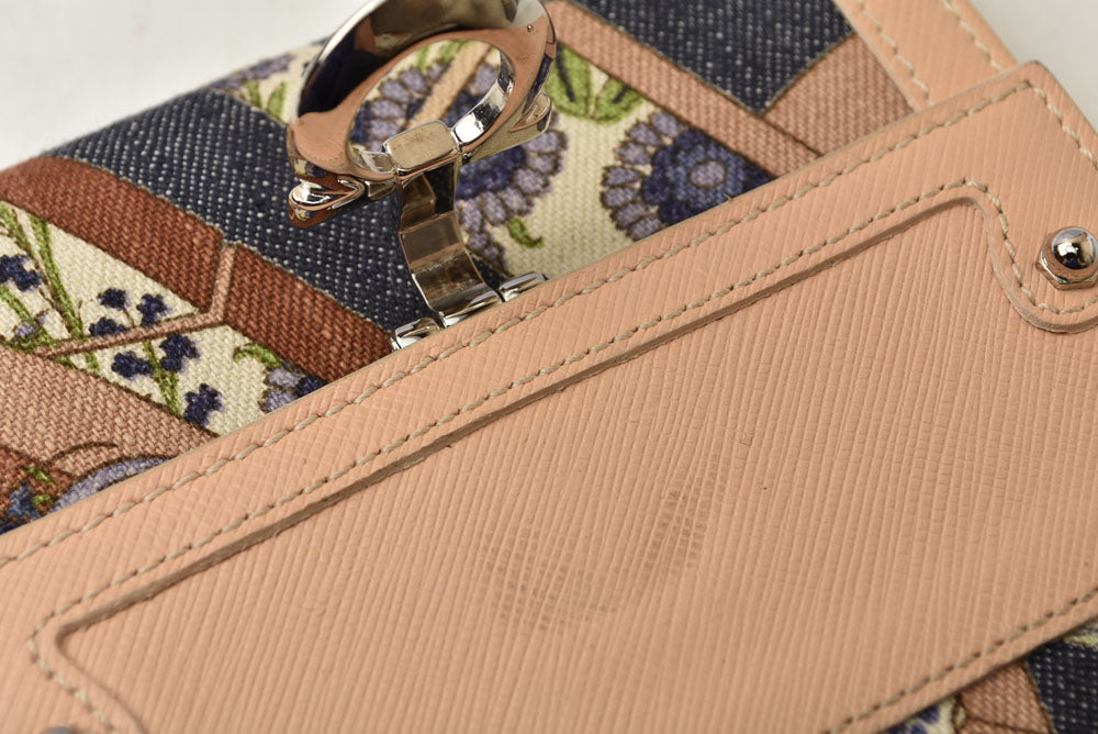 サルヴァトーレフェラガモ 財布/三つ折 Salvatore Ferragamo 折財布 ガンチーニ ベージュ/デニムプリント【中古】