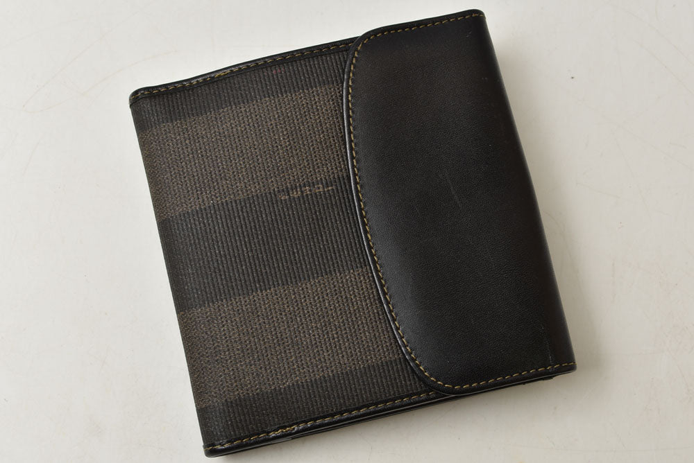 フェンディ 財布 FENDI ペカン柄 二つ折り財布 ヴィンテージ ブラック/グレー レディース メンズ【中古】