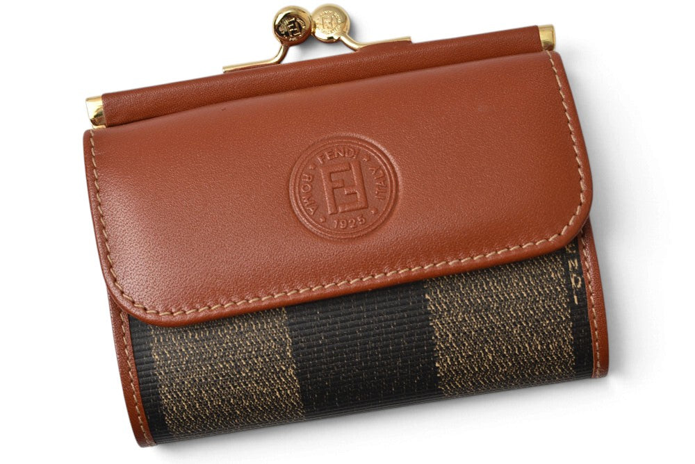 フェンディ 財布/がま口 FENDI ペカン柄 三つ折り財布 ヴィンテージ ブラウン レディース/メンズ【中古】