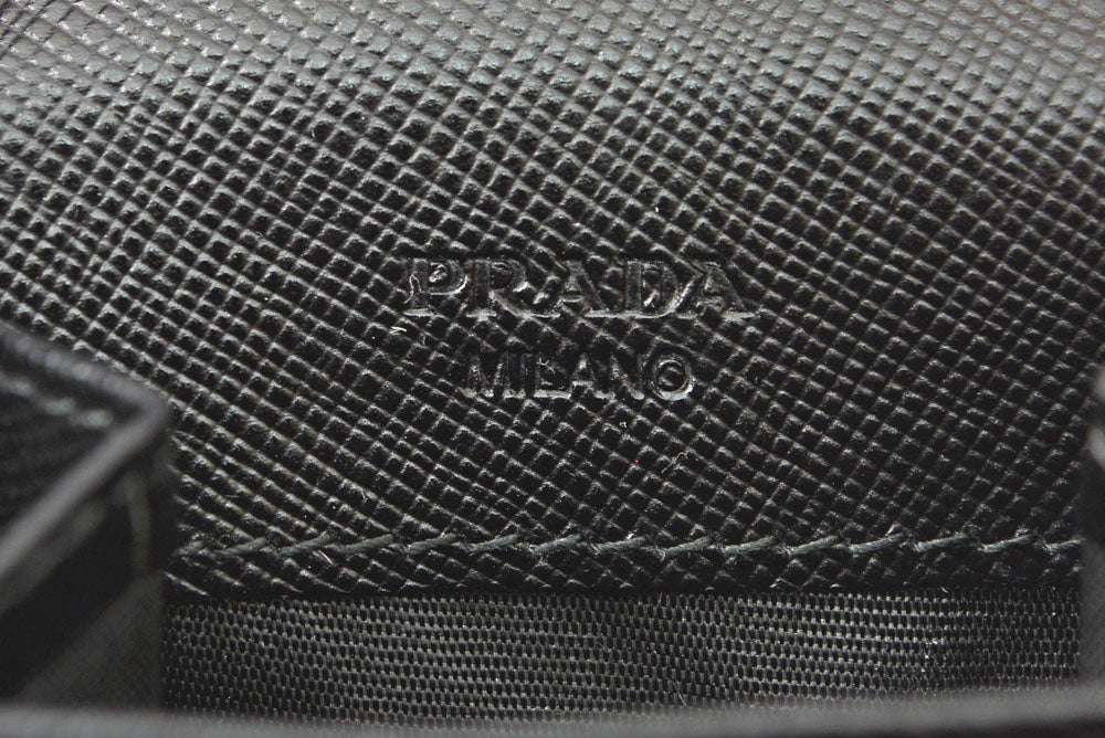 プラダ コインケース/小銭入れ PRADA サフィアーノ レザー 2MM287 ブラック コインパース/小銭入れ メンズ/レディース【中古】