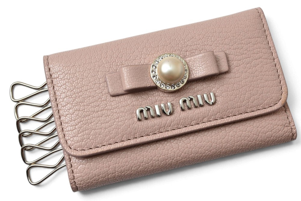 ミュウミュウ キーケース miu miu 6連キーケース マドラスパール 5PG222 レザー OPALE/ピンク系 キーホルダー レディース【中古】