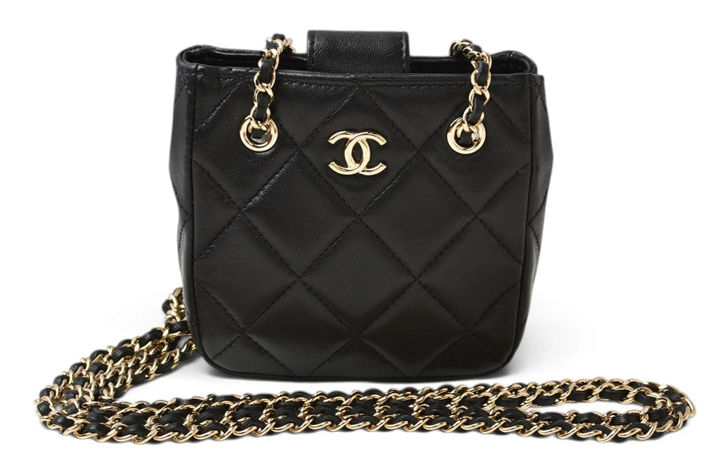 シャネル チェーンショルダーバッグ CHANEL ポシェット マトラッセ ラムスキン ブラック ゴールド金具【中古】