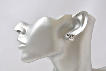 シャネル ピアス CHANEL アクセサリー CC/ロゴ ココマーク シルバー/ブラックメタリック 12C【中古】
