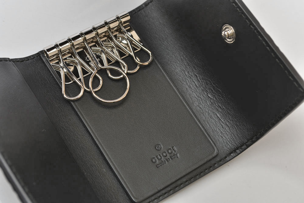 グッチ 未使用 キーケース/キーホルダー GUCCI 6連 グッチシマ レザー ブラック 138093【中古】