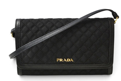 プラダ ショルダーバッグ/マルチウォレット PRADA 二つ折り ストラップ付長財布 1M1437 NERO ブラック 黒 レザー レディース 【中古】