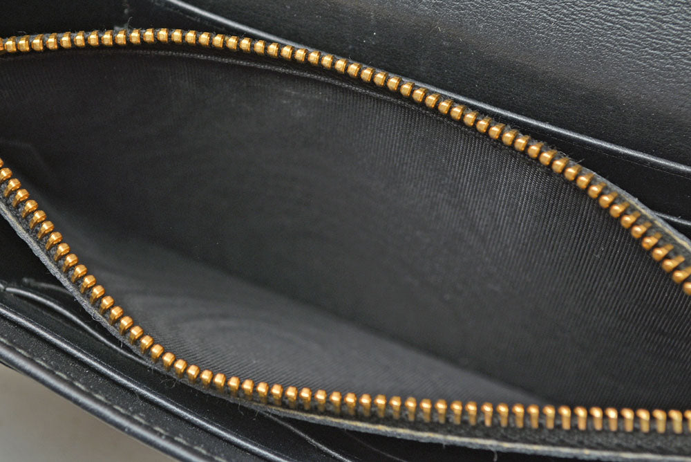 プラダ ショルダーバッグ/マルチウォレット PRADA 二つ折り ストラップ付長財布 1M1437 NERO ブラック 黒 レザー レディース 【中古】