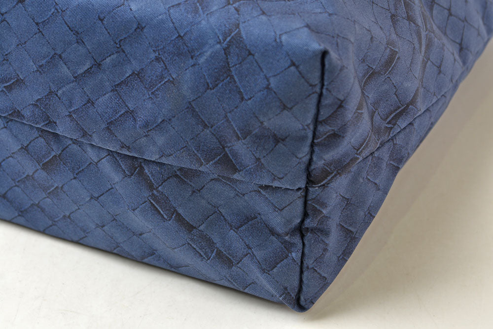 ボッテガヴェネタ トートバッグ 男女兼用 A4 BOTTEGA VENETA イントレッチオリュージョン 299876 ダークブルー バタフライ【中古】
