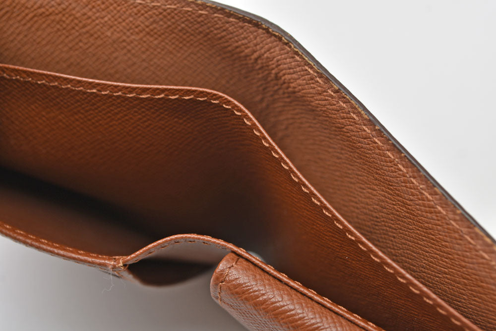 ルイヴィトン 財布 二つ折り LOUIS VUITTON 折財布 M61665 メンズ ポルトフォイユ・マルコ 旧型 モノグラム 【中古】