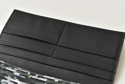 フェンディ 財布 FENDI FFロゴ カモフラージュ 二つ折り 長財布 ブラック 黒 マルチカラー 7M0264 メンズ レディース【中古】
