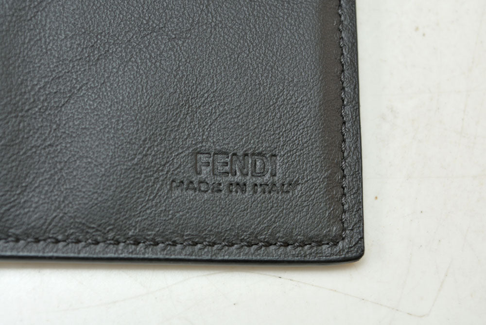 フェンディ 財布 FENDI FFロゴ カモフラージュ 二つ折り 長財布 ブラック 黒 マルチカラー 7M0264 メンズ レディース【中古】