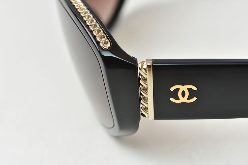 シャネル サングラス/アイウェア CHANEL ココマーク チェーンモチーフ/ブラック 6052 ブラック レディース【中古】