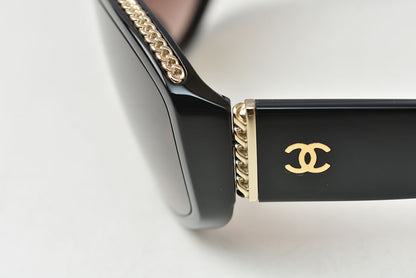 シャネル サングラス/アイウェア CHANEL ココマーク チェーンモチーフ/ブラック 6052 ブラック レディース【中古】