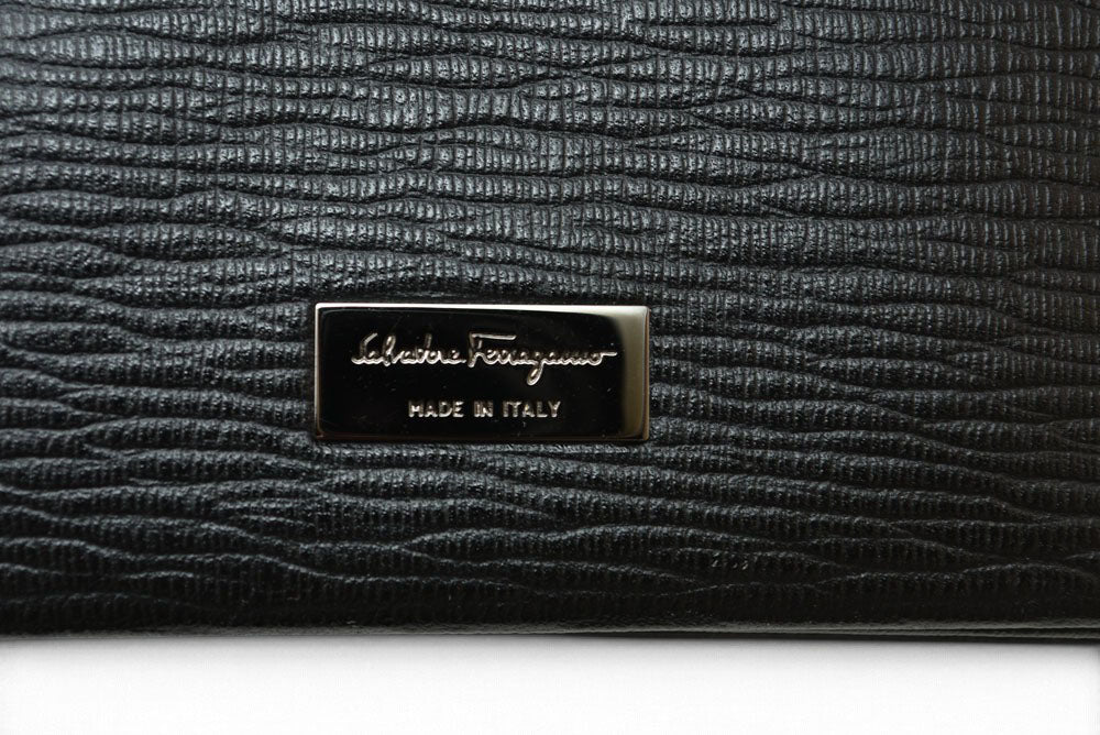 フェラガモ カードケース Salvatore Ferragamo 667062 型押しカーフ 名刺入れ NERO ブラック 黒 メンズ/レディース 【中古】